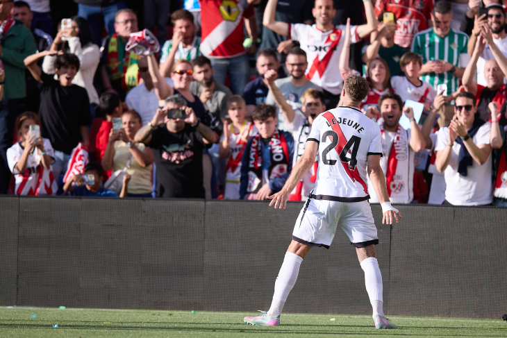 Райо Вальекано — Реал Бетис