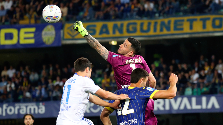 «Верона» — «Комо»