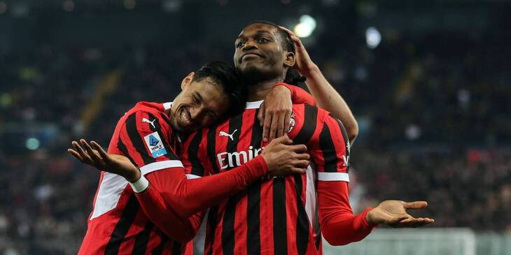 Рафаэль Леаау