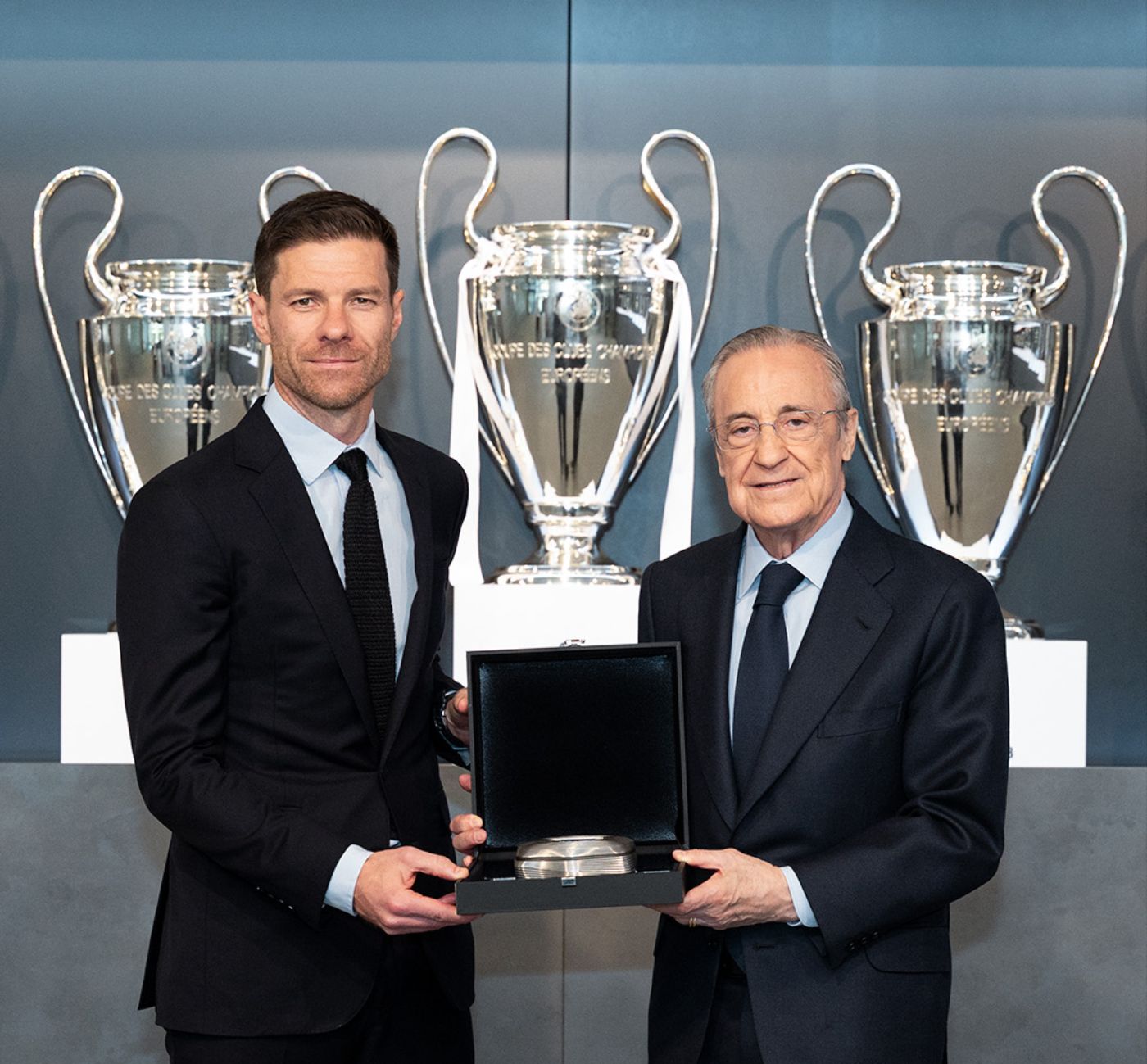 Хаби Алонсо и Флорентино Перес