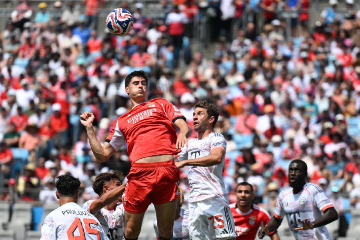 Бенфика — Бавария