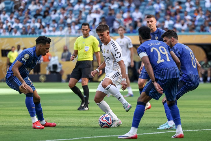 Арда Гюлер в матче против «Аль-Хиляля»