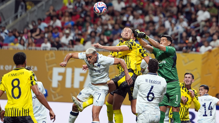 «Боруссия» Д — «Монтеррей»