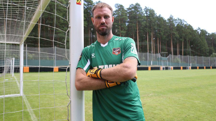 Михаил Опарин