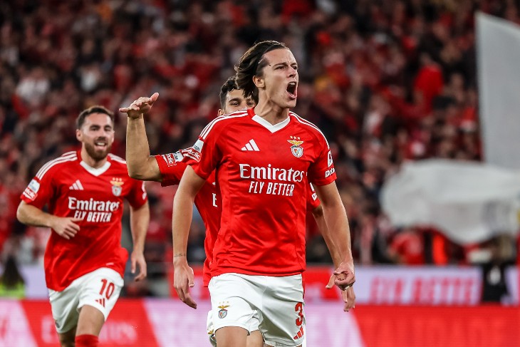 Альваро Каррерас