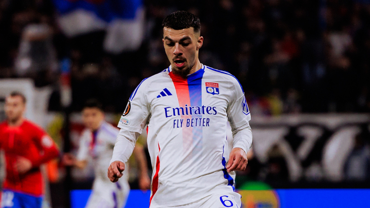 Жорж Микаутадзе — игрок «Лиона»