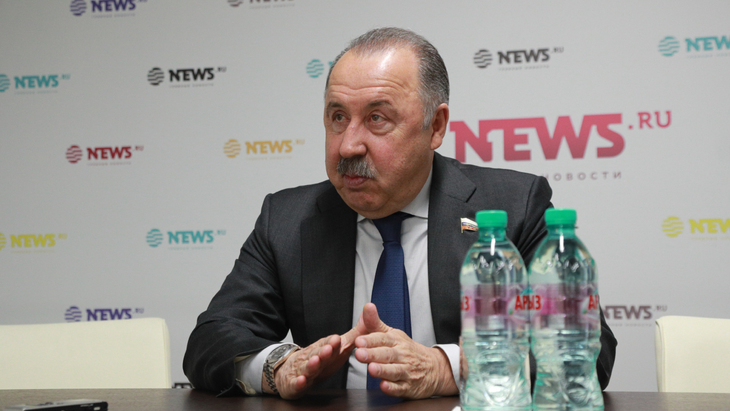 Валерий Газзаев