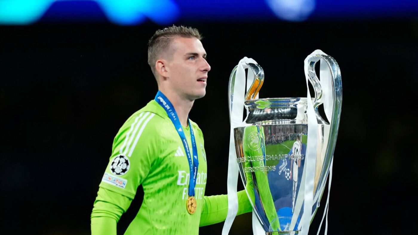 Андрей Лунин