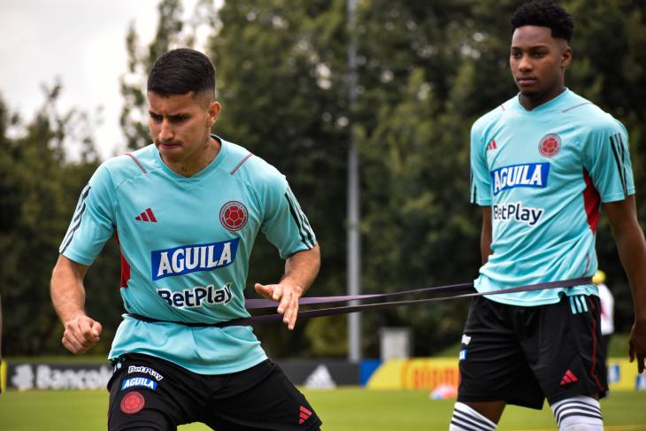 Густаво Пуэрта (слева)