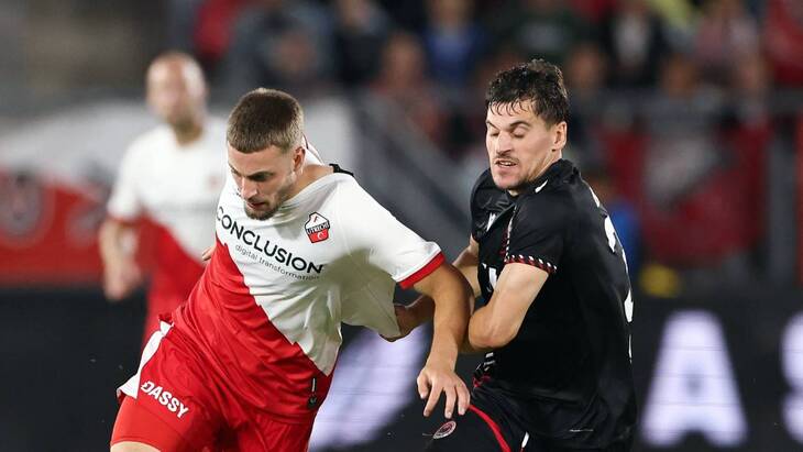 «Утрехт» — «Зриньски»