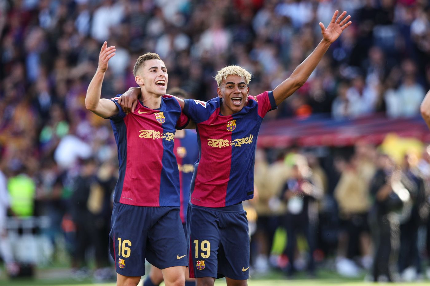 Фермин Лопес и Ламин Ямаль