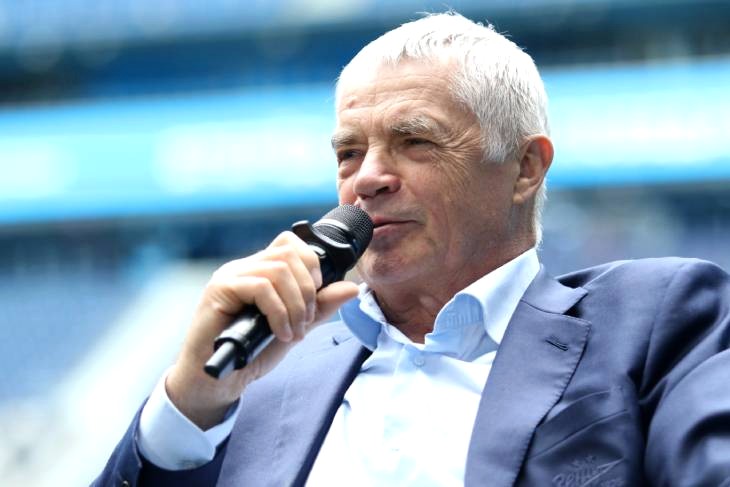 Александр Медведев