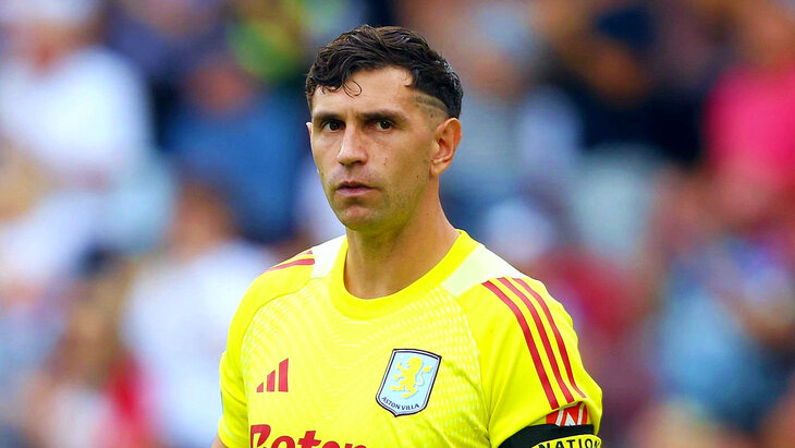 Эмилиано Мартинес