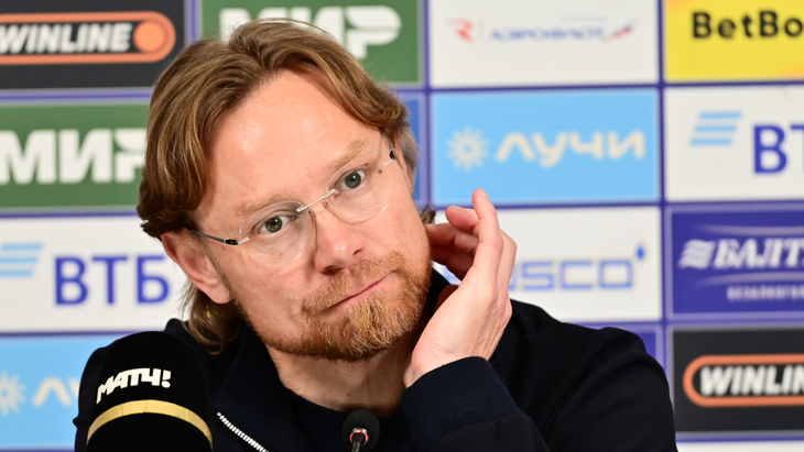 Валерий Карпин