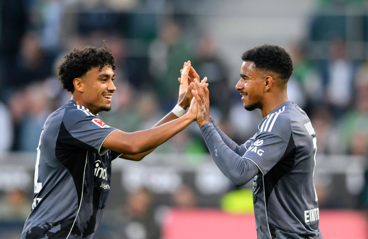 Игроки «Айнтрахта» после гола