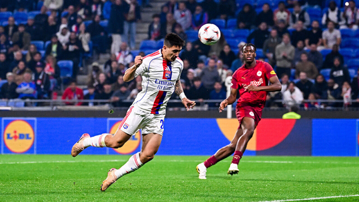 Удар Мартина Сатриано