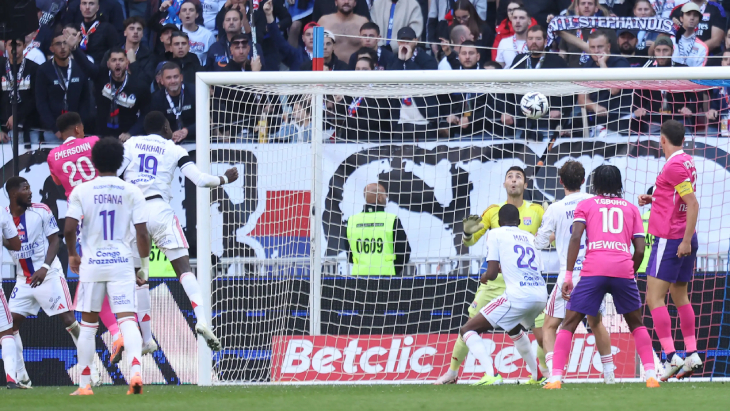 Гол Эмерсонна головой