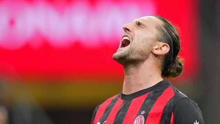 Адриен Рабьо — полузащитник «Милана»