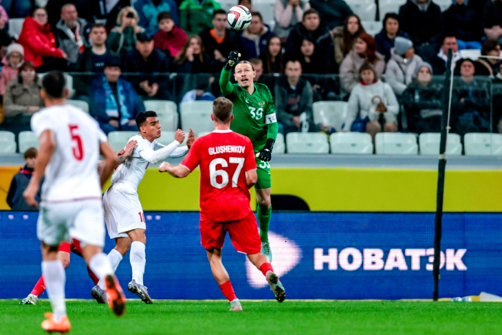 Матвей Сафонов