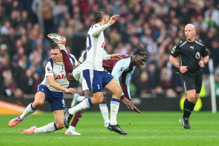 «Тоттенхэм» — «Астон Вилла» 