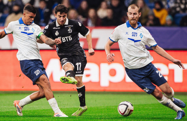 «Динамо» — «Крылья Советов»