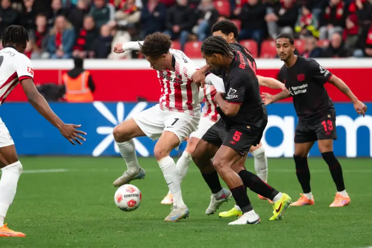 «Байер» — «Фрайбург»