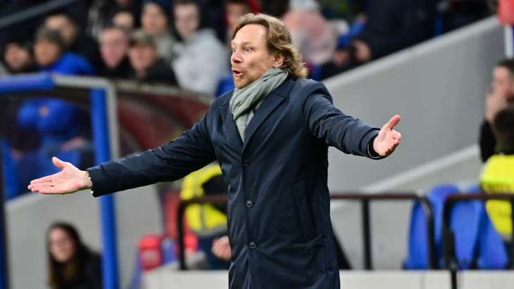 Сможет Карпин дать бой Семаку?