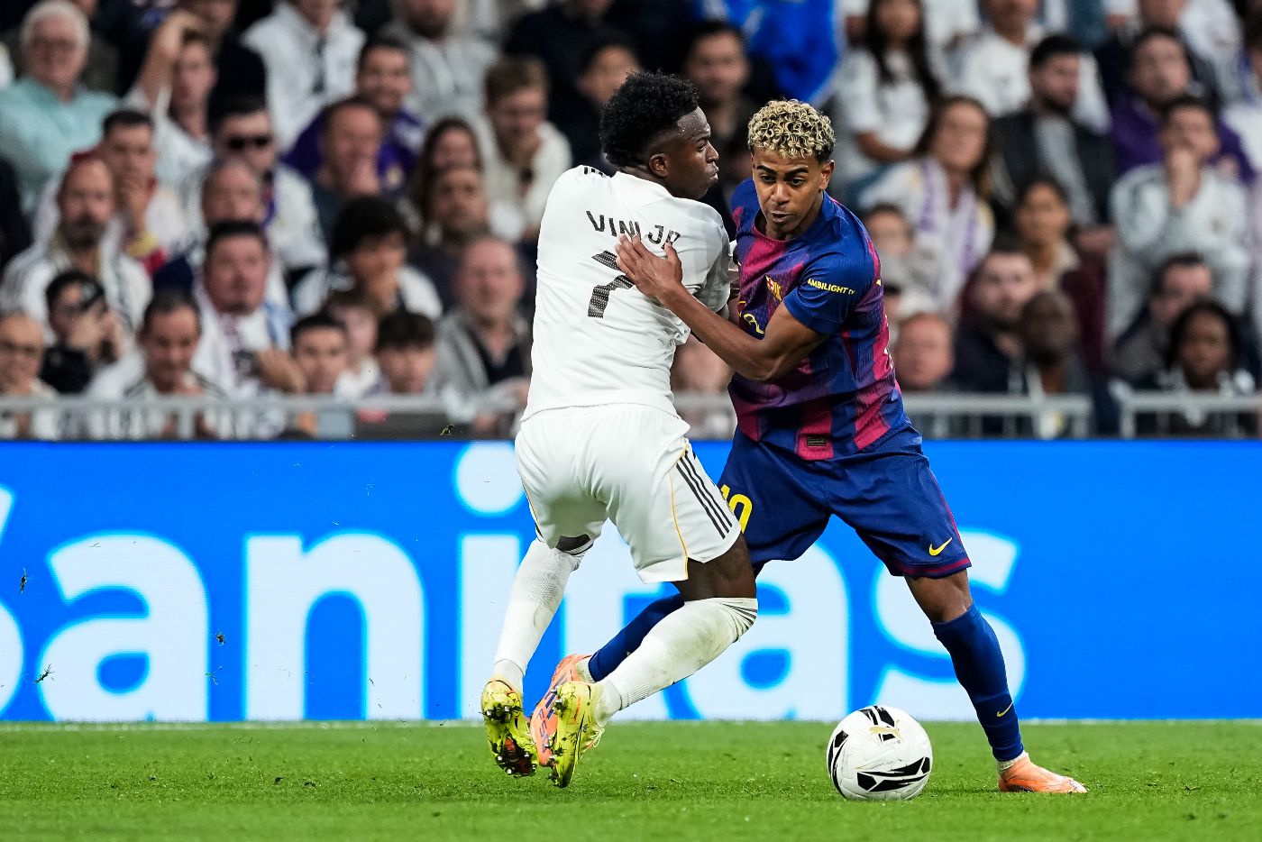 Ламин Ямаль против Винисиуса Жуниора