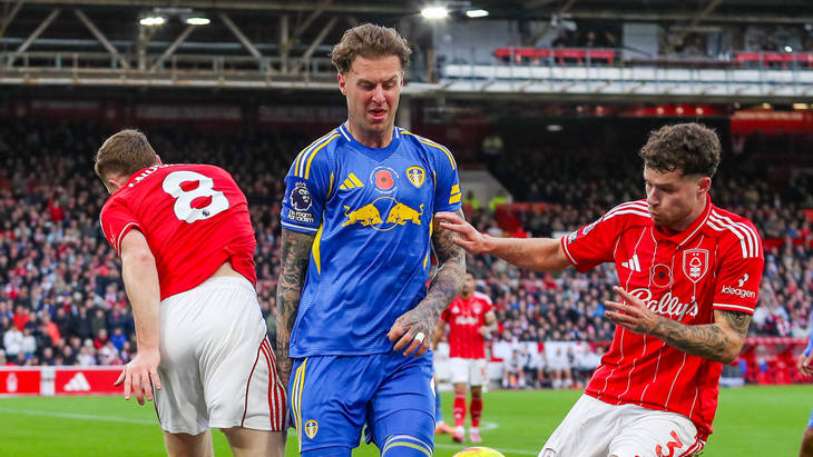 Фрагмент матча «Ноттингем Форест» — «Лидс»