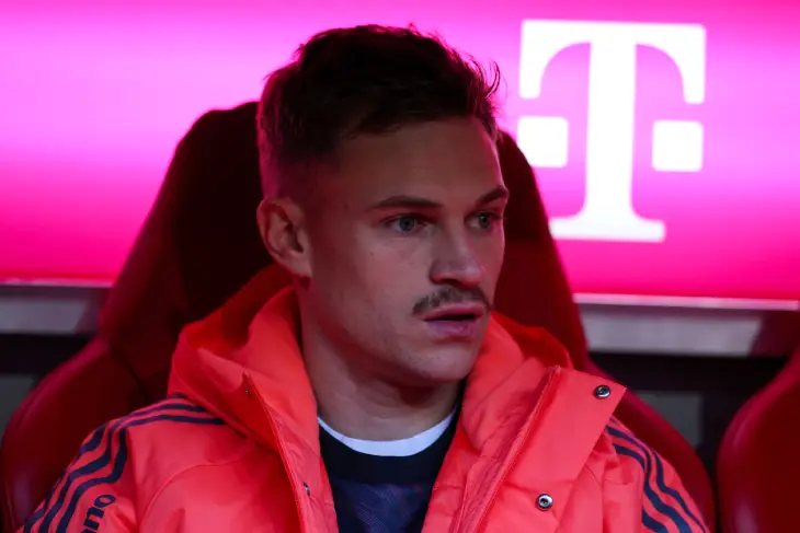 Йозуа Киммих остался на скамейке запасных у него травма