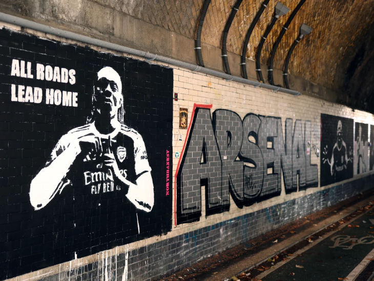 Мурал с Эберечи Эзе