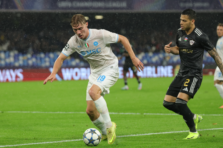 «Наполи» — «Карабах»