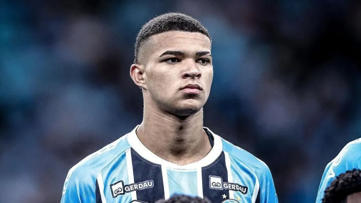 Луис Эдуардо