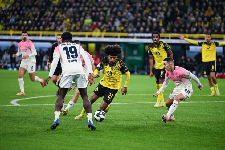 «Боруссия» — «Байер»