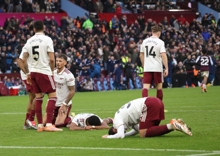 Игроки «Арсенала» после пропущенного гола