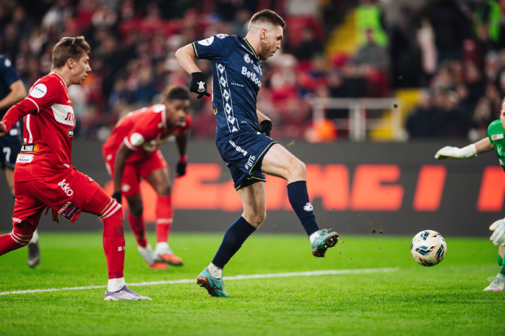 Гол Сергеева