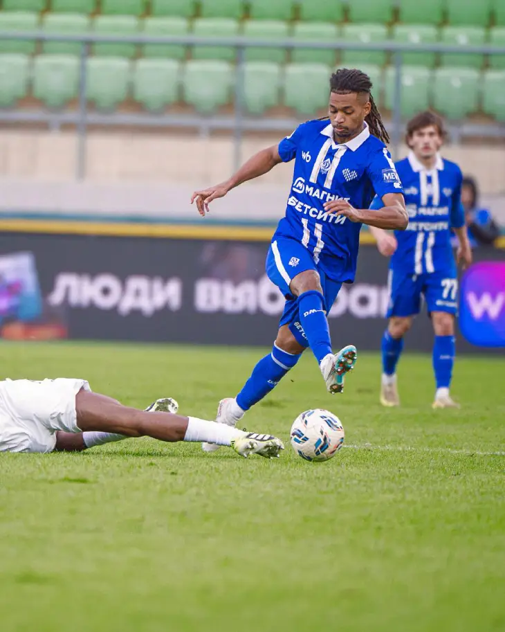 «Динамо Махачкала» — «Пари НН»