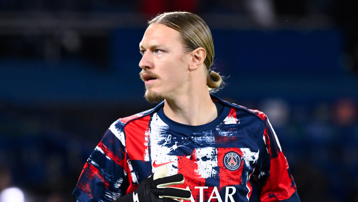 Матвей Сафонов — голкипер ПСЖ