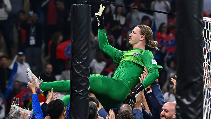 Матвей Сафонов — голкипер ПСЖ