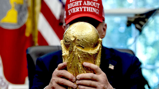 Дональд Трамп 