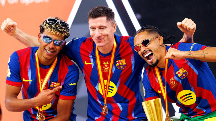 Ламин Ямаль, Роберт Левандовский и Рафинья