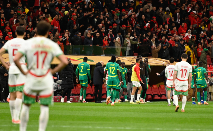 Игроки сборной Сенегала уходят с поля