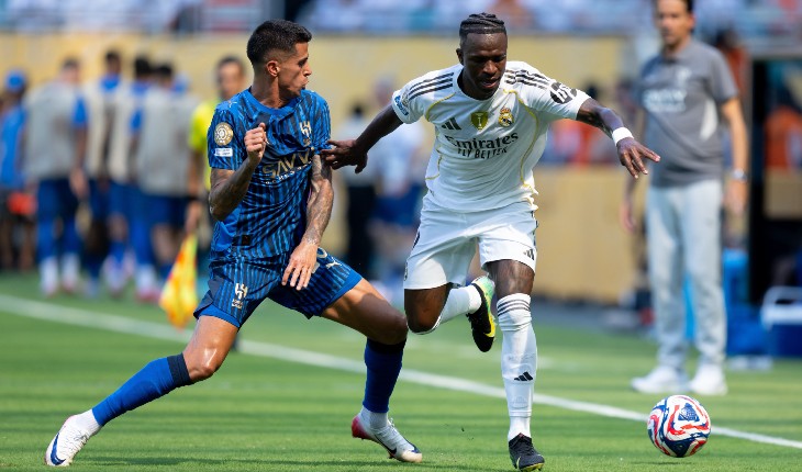 Жуан Канселу и Винисиус