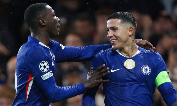 Мойсес Кайседо и Энцо Фернандес