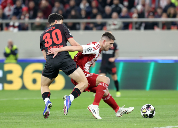 «Олимпиакос» — «Байер»