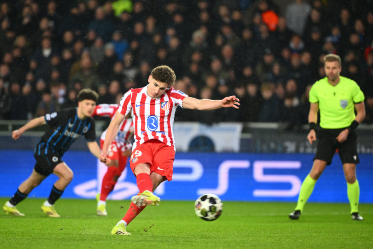 Пенальти Альвареса