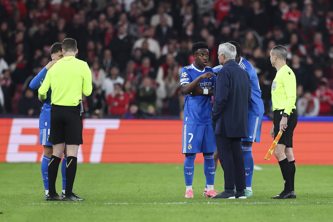 Винисиус Жуниор и Жозе Моуринью