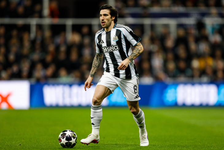 Сандро Тонали