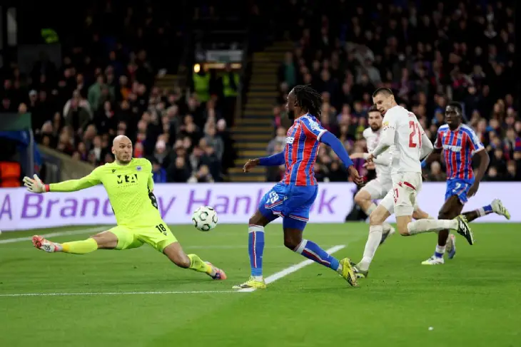 «Кристал Пэлас» — «Зриньски»