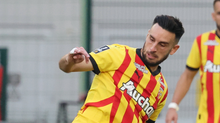 Адриен Томассон — игрок «Ланса»